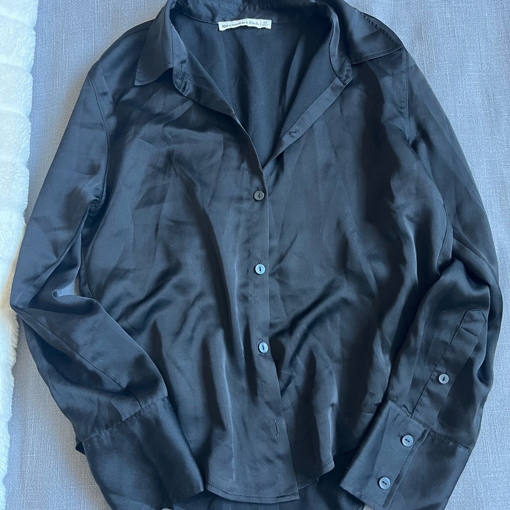 Abercrombie & Fitch Charcoal Button-Up Shirt